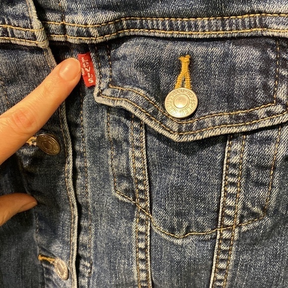 Levi’s Stretch Denim Jean Jacket EUC - Picture 6 of 12